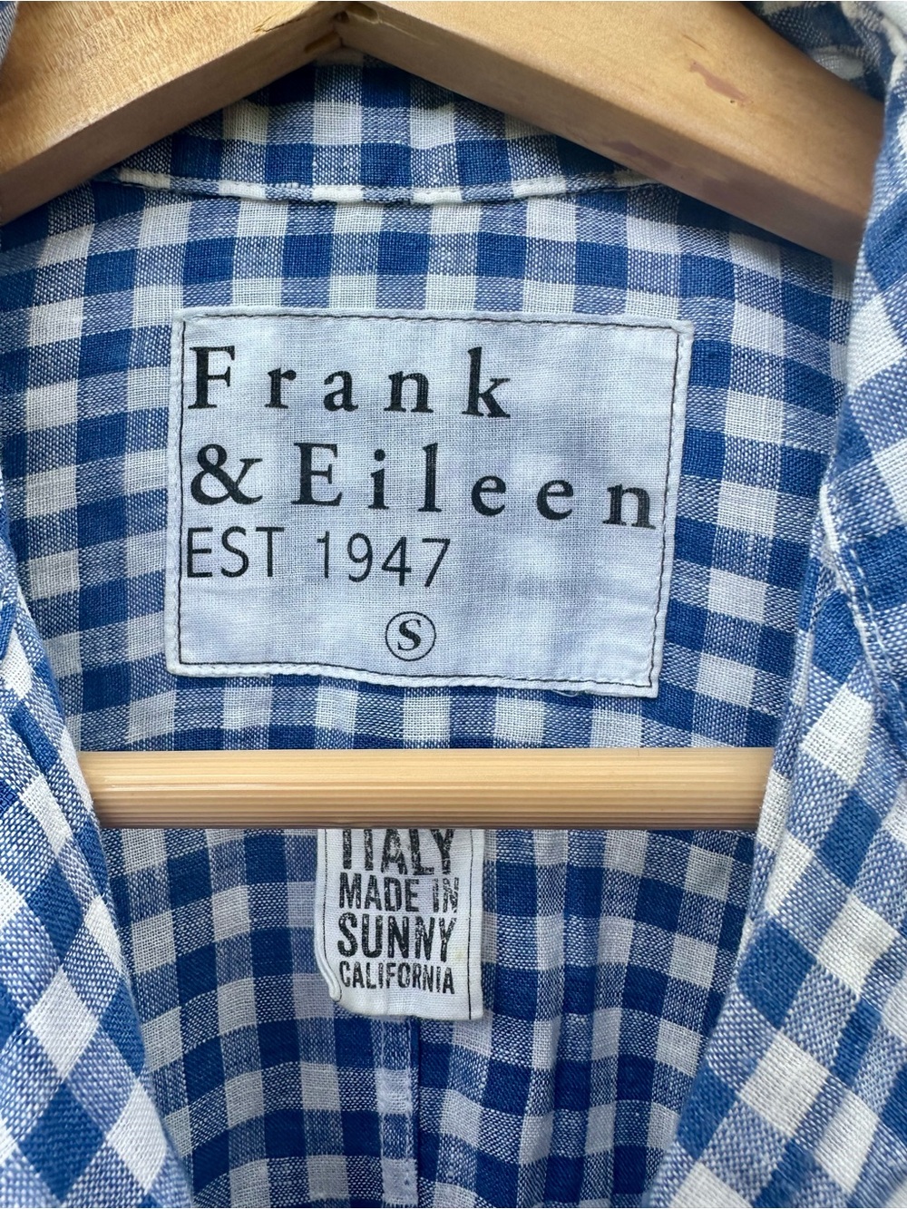 Frank & Eileen Barry, Linen, Blue & White Gingham Button Down, Sz S - Picture 2 of 5